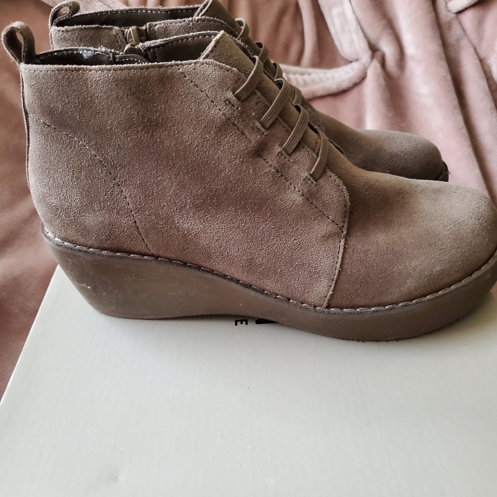 Ankle boots - Picture 3 of 5